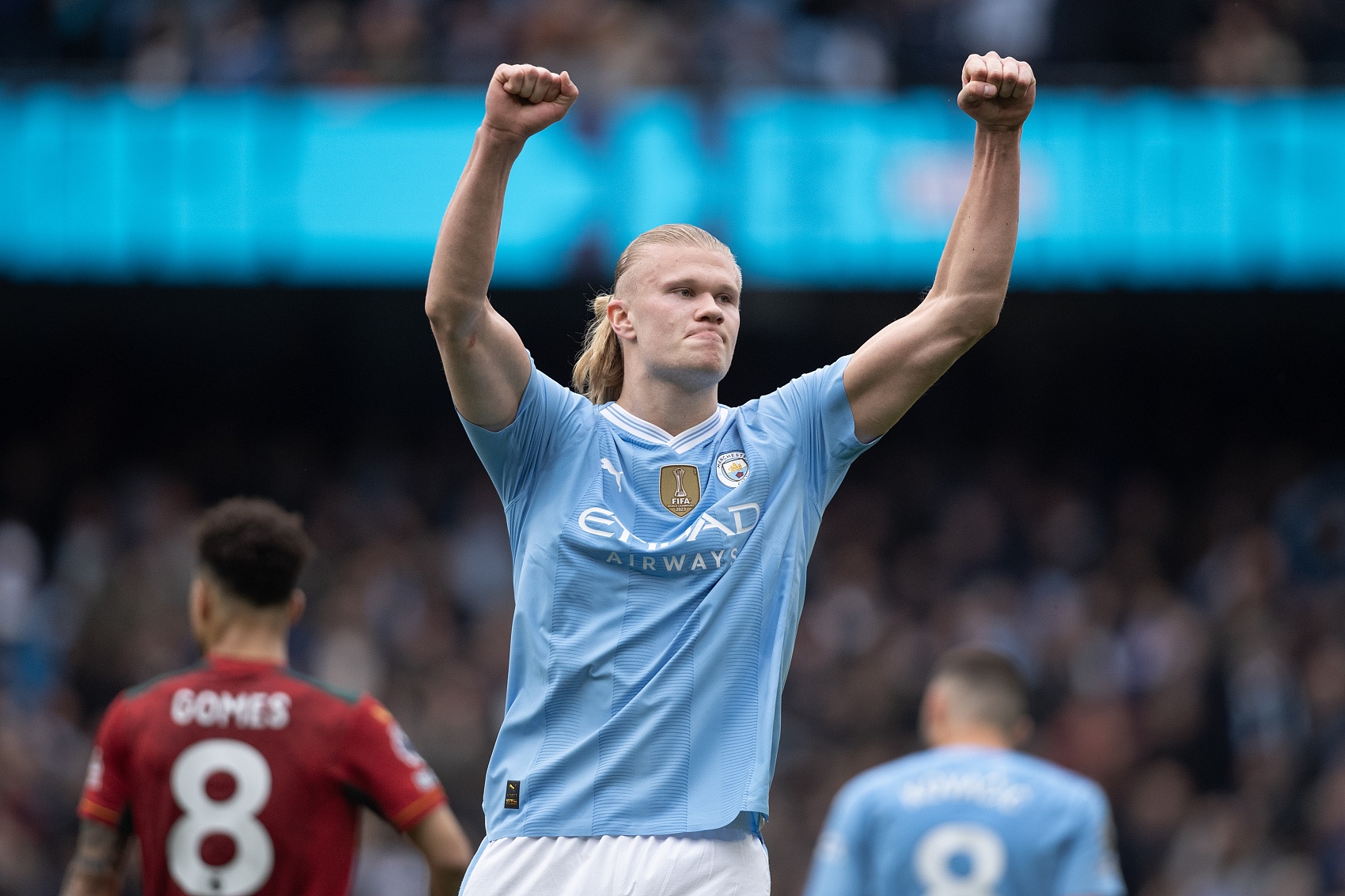 曼联焦点战：拉什福德梅开二度反衬阿莫林失误与球队战术调整